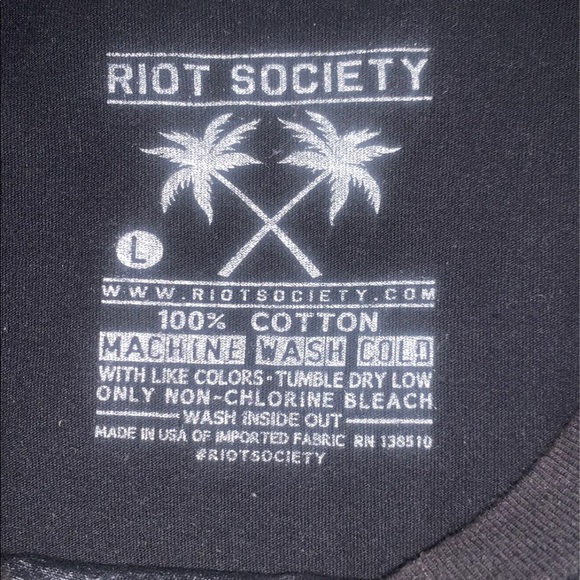 Men’s Riot Society T-Shirt - Picture 4 of 4